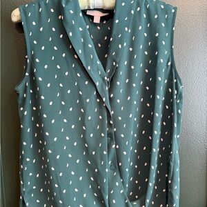 Chelsea28 Green Sleeveless Blouse with White Dots